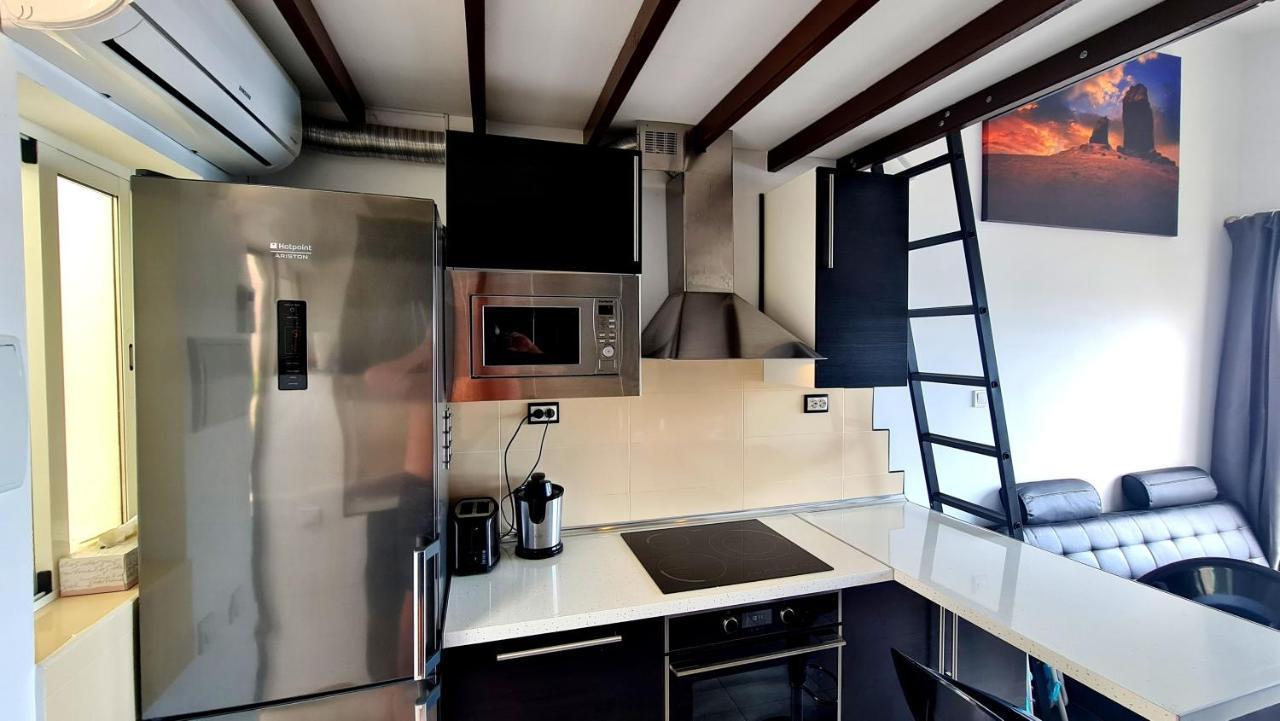 شقة Deluxe Seaview-Sunsets !Transfe-R Inc! Pool,2Aircond,2Tv65",600Mb Dishwasher,,2 Beaches,Anfi-View باتالاباكا المظهر الخارجي الصورة